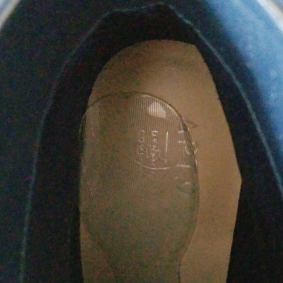 Booties - Picture 3 of 3